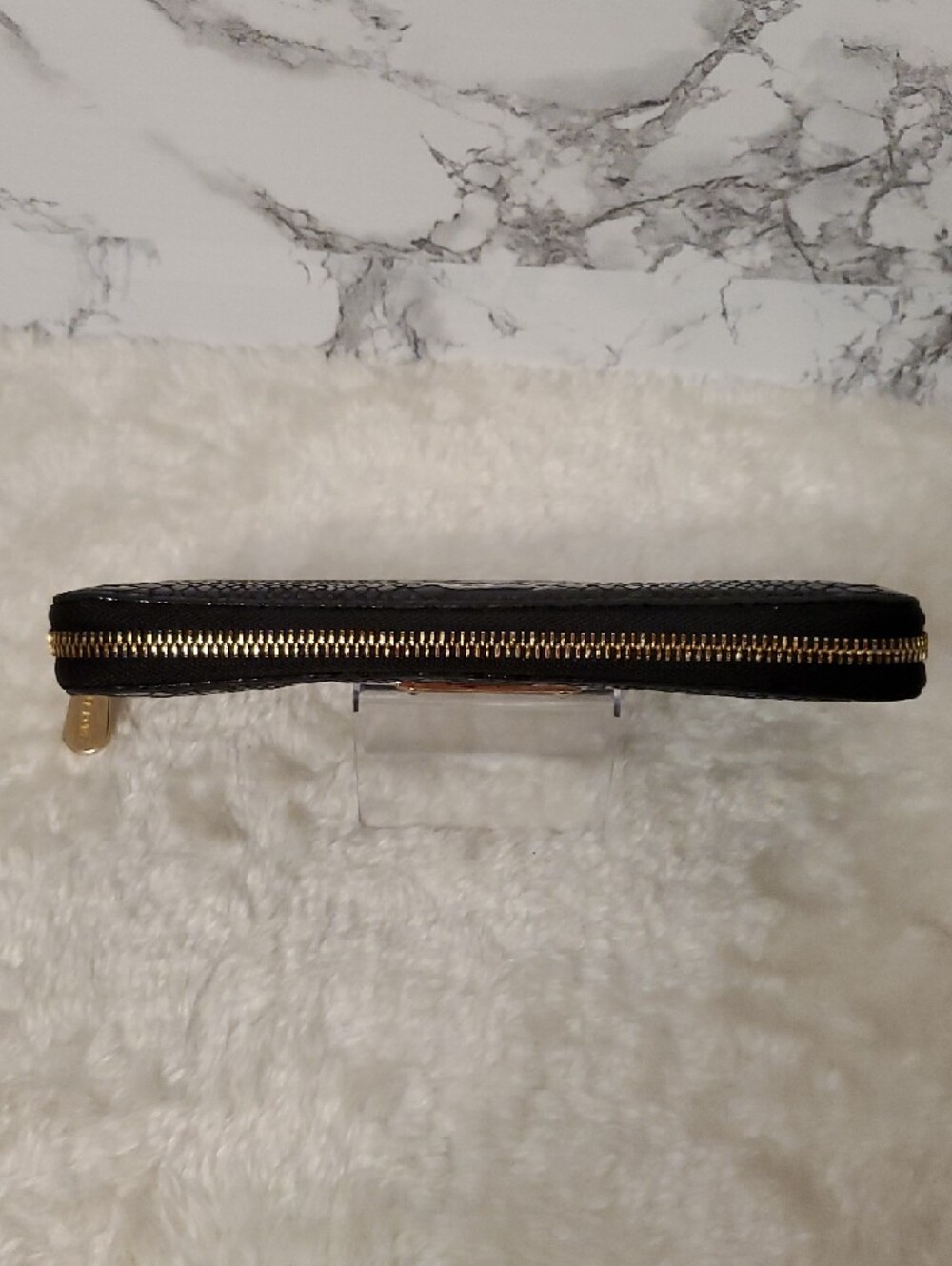 Michael Kors Black Patent Python Embossed Wallet with Gold Plaque EUC - Picture 6 of 9